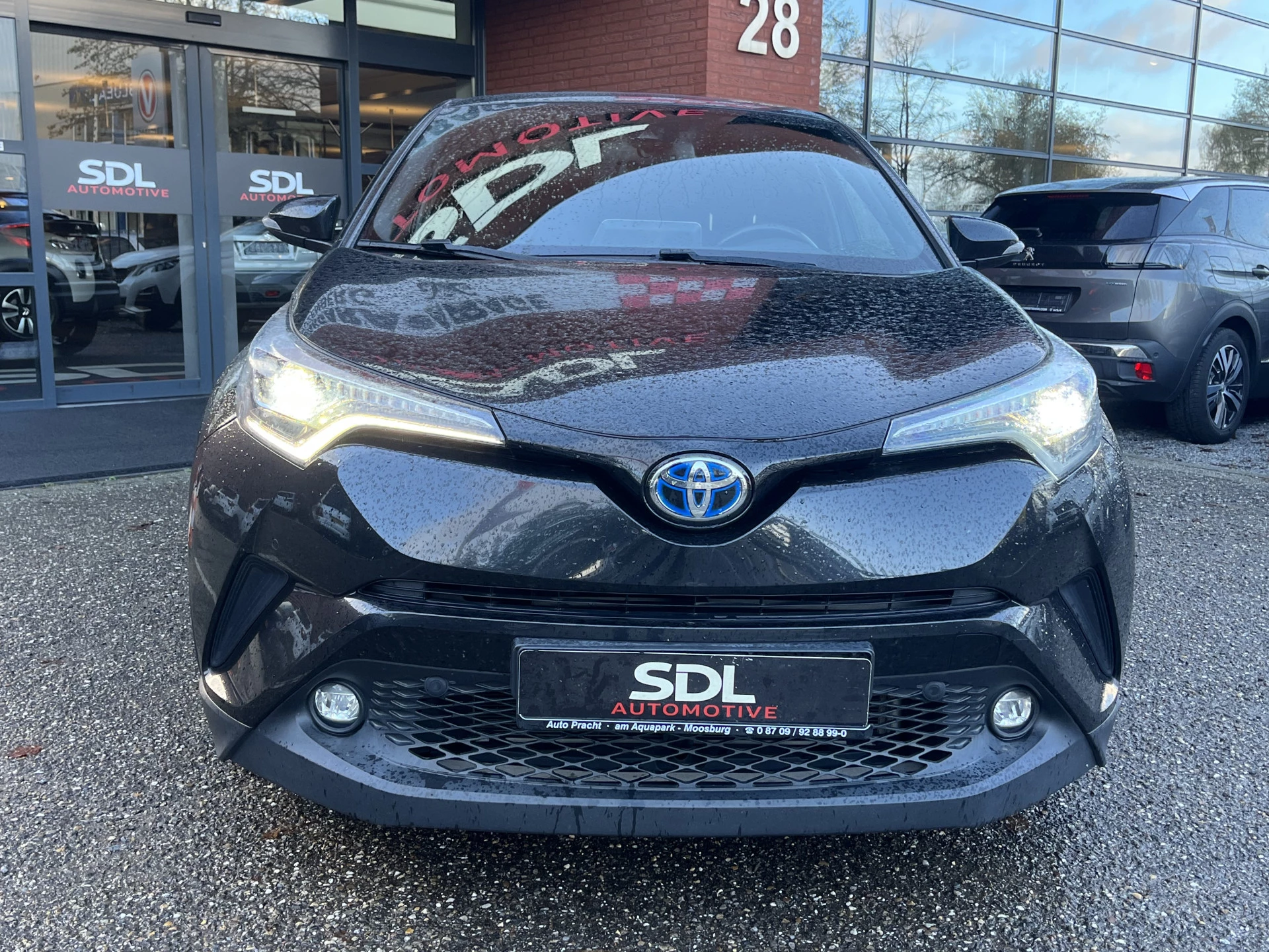 Hoofdafbeelding Toyota C-HR