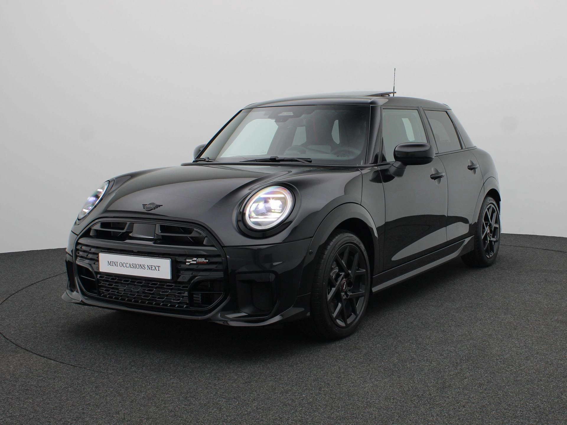 Hoofdafbeelding MINI 5-deurs