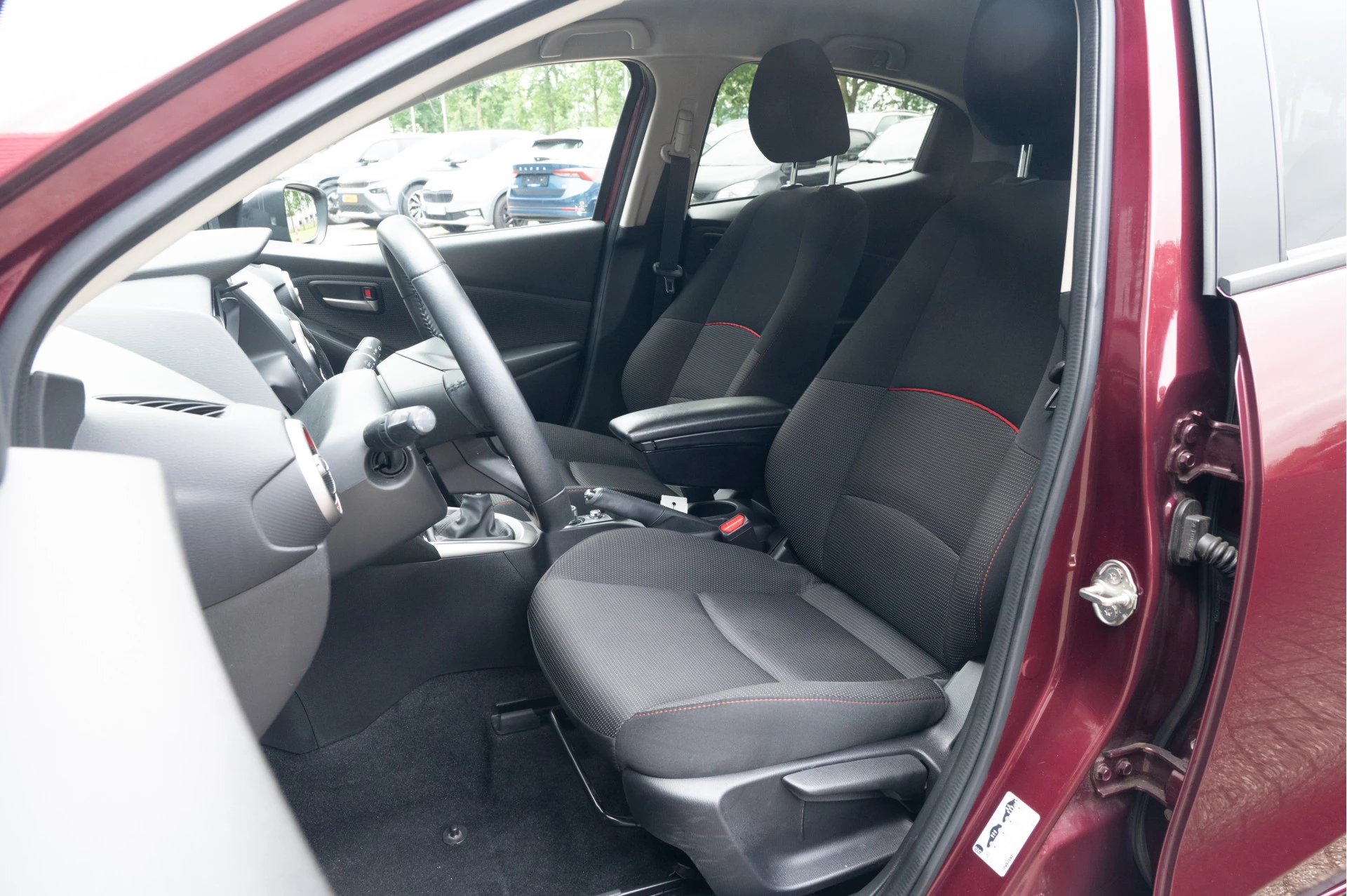 Hoofdafbeelding Mazda 2