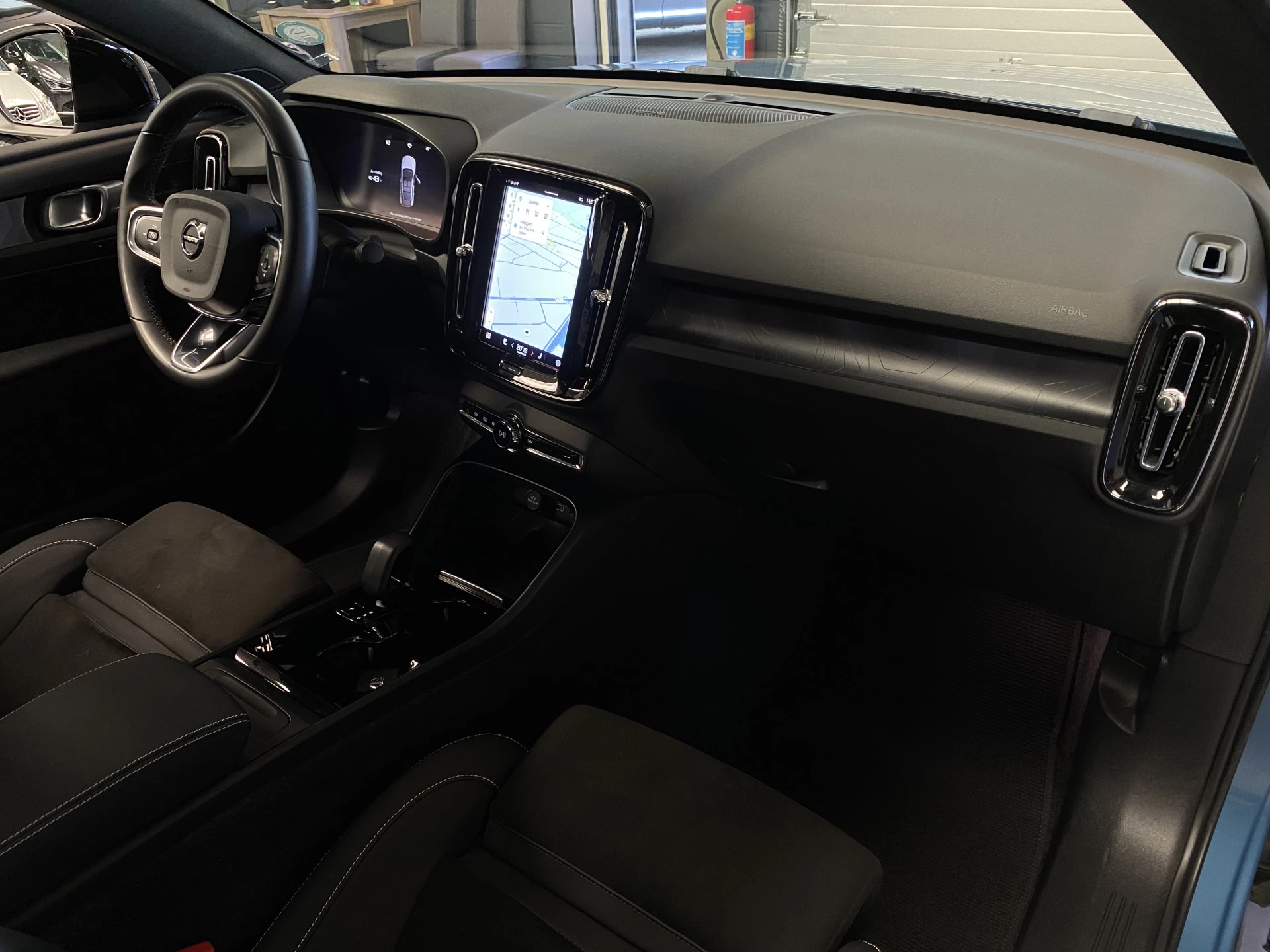 Hoofdafbeelding Volvo C40