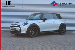 Hoofdafbeelding MINI Electric Mini Mini Electric MINI Electric 33 SE kWh/Navi/Carplay/Zwart dak