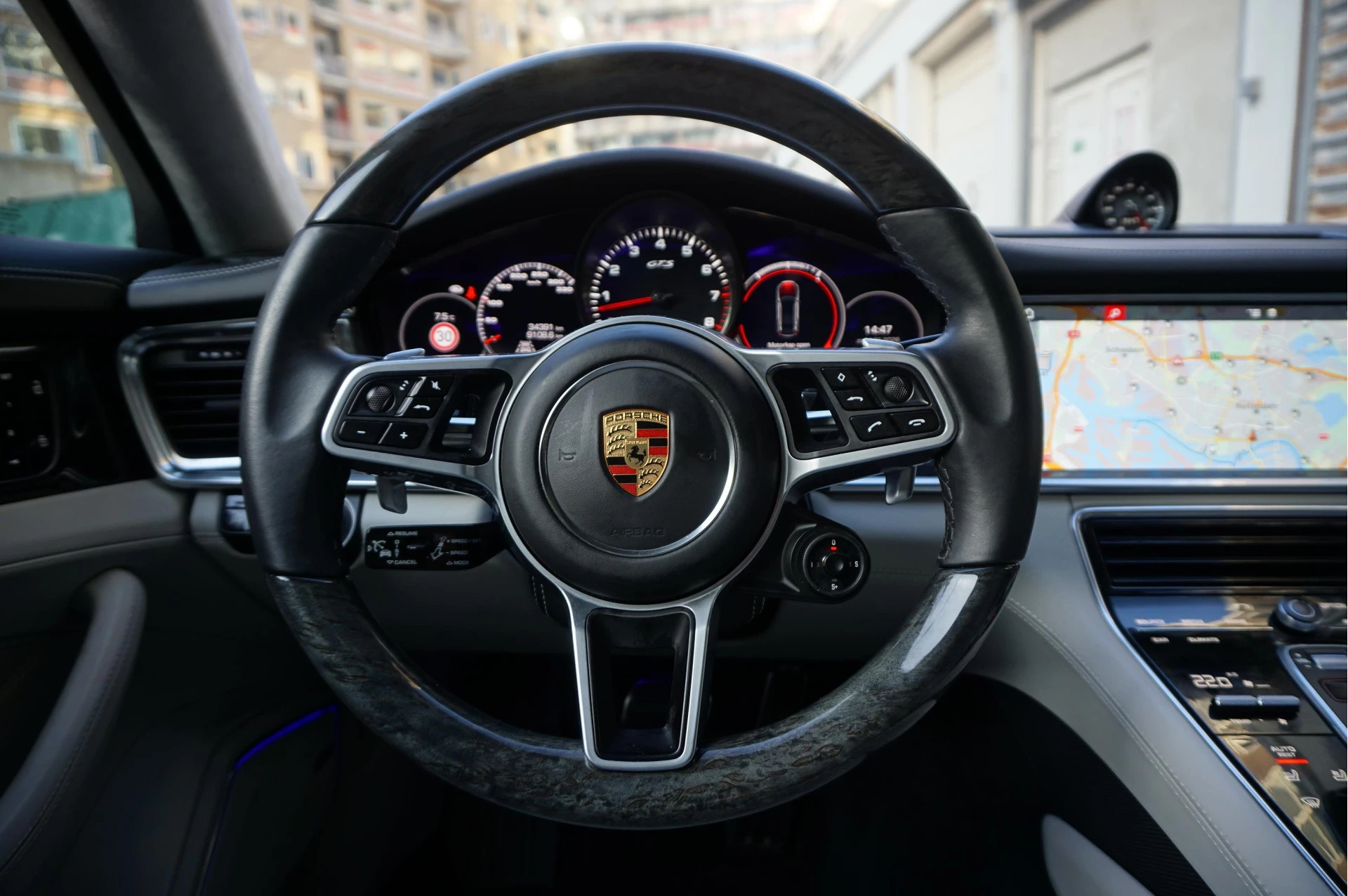 Hoofdafbeelding Porsche Panamera