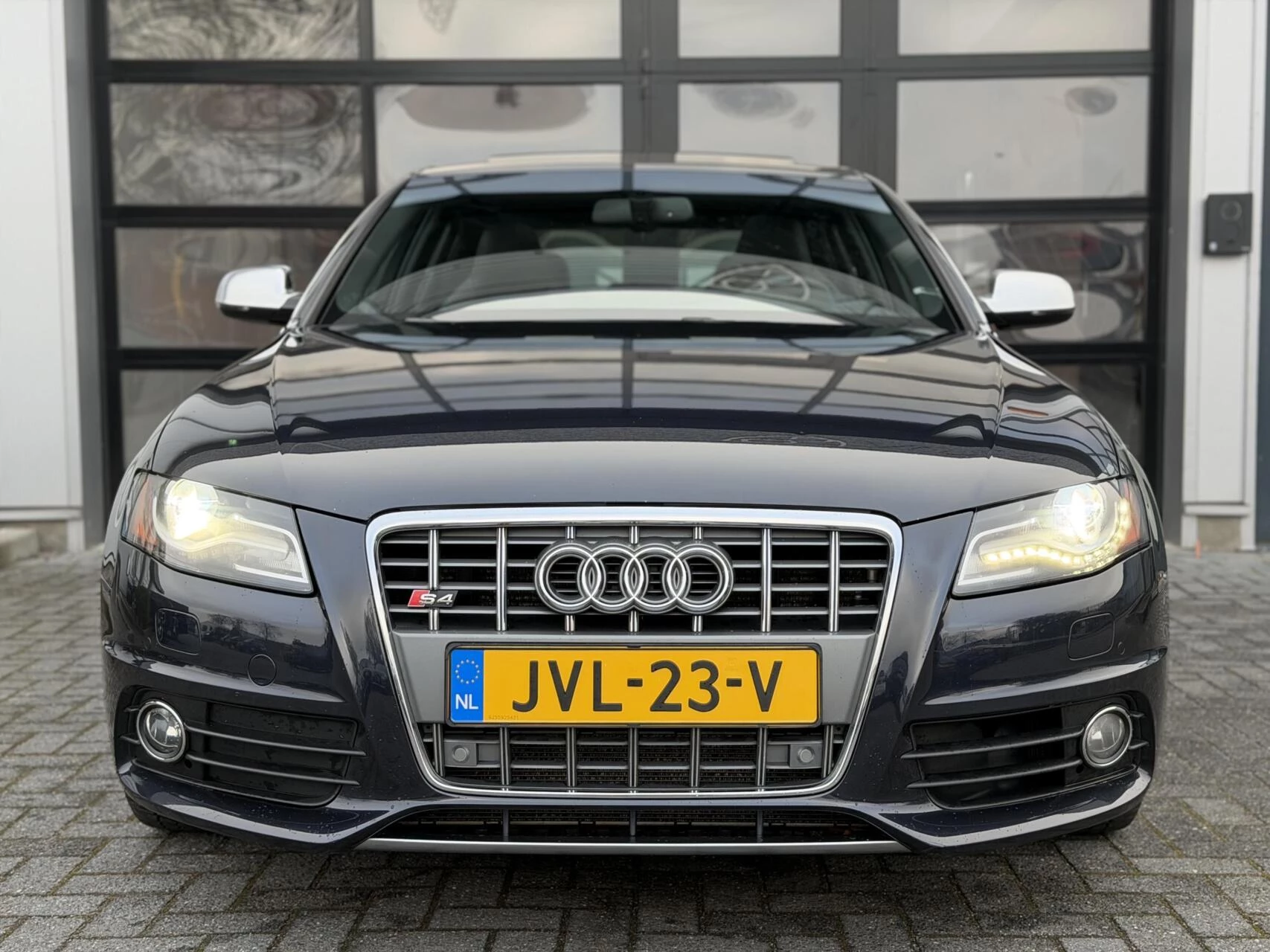 Hoofdafbeelding Audi S4