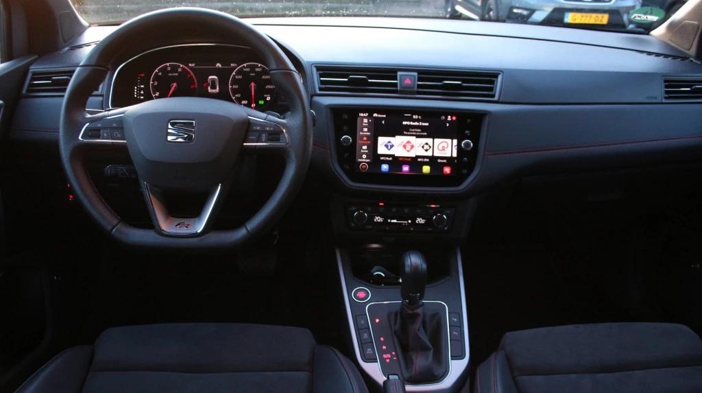 Hoofdafbeelding SEAT Arona