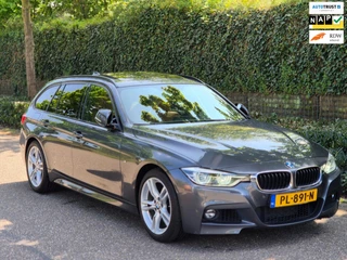 Hoofdafbeelding BMW 3 Serie BMW 3-serie F31 M Sport Pano CarPlay H&Kardon NAP 12mnd GARANTIE GARANTIE M Sport Ed. Pano Harman K CarPlay NAP Pre LCI Leder