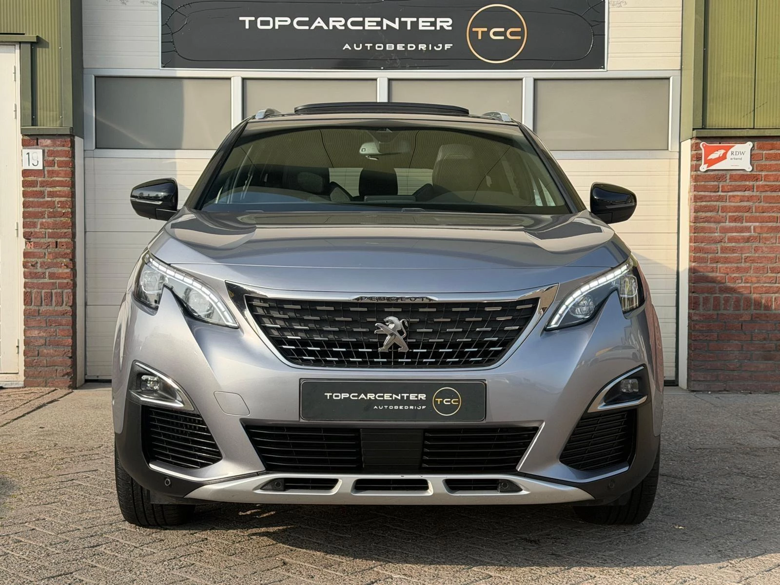 Hoofdafbeelding Peugeot 5008