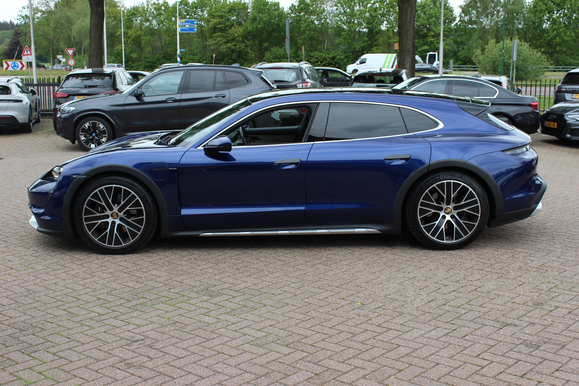 Hoofdafbeelding Porsche Taycan