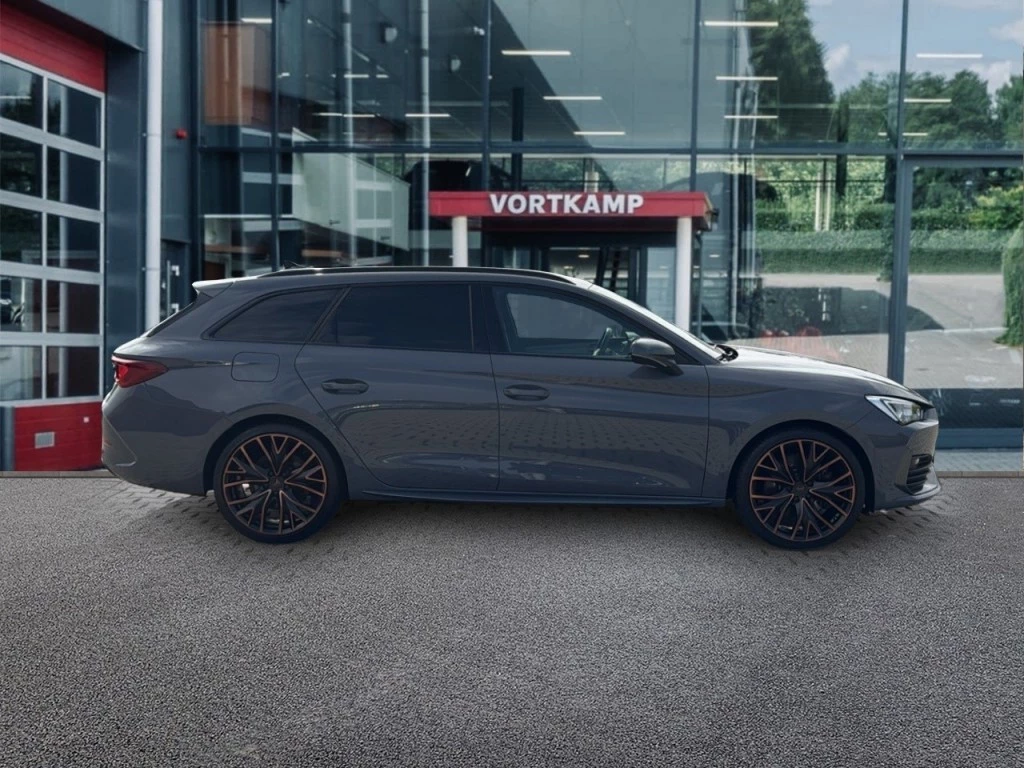 Hoofdafbeelding CUPRA Leon Sportstourer