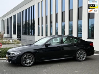 BMW 5-serie 520i Automaat M sport pakket, vol leder, schuifdak, 1 e eigenaar, dealer onderhouden, NL auto met nap