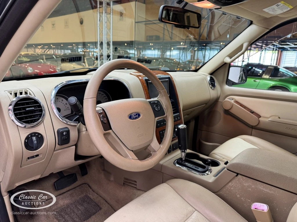 Hoofdafbeelding Ford Explorer