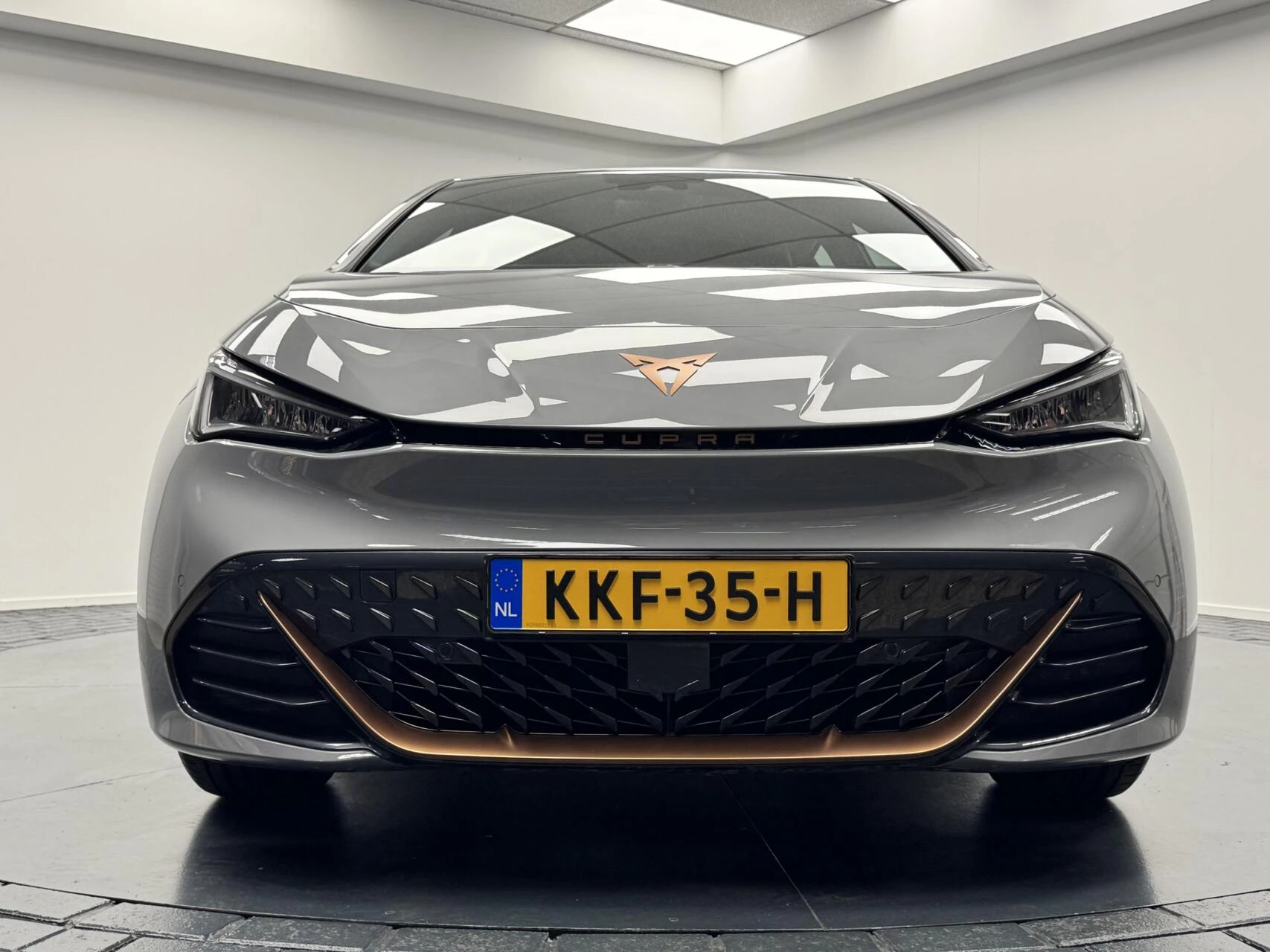 Hoofdafbeelding CUPRA Born