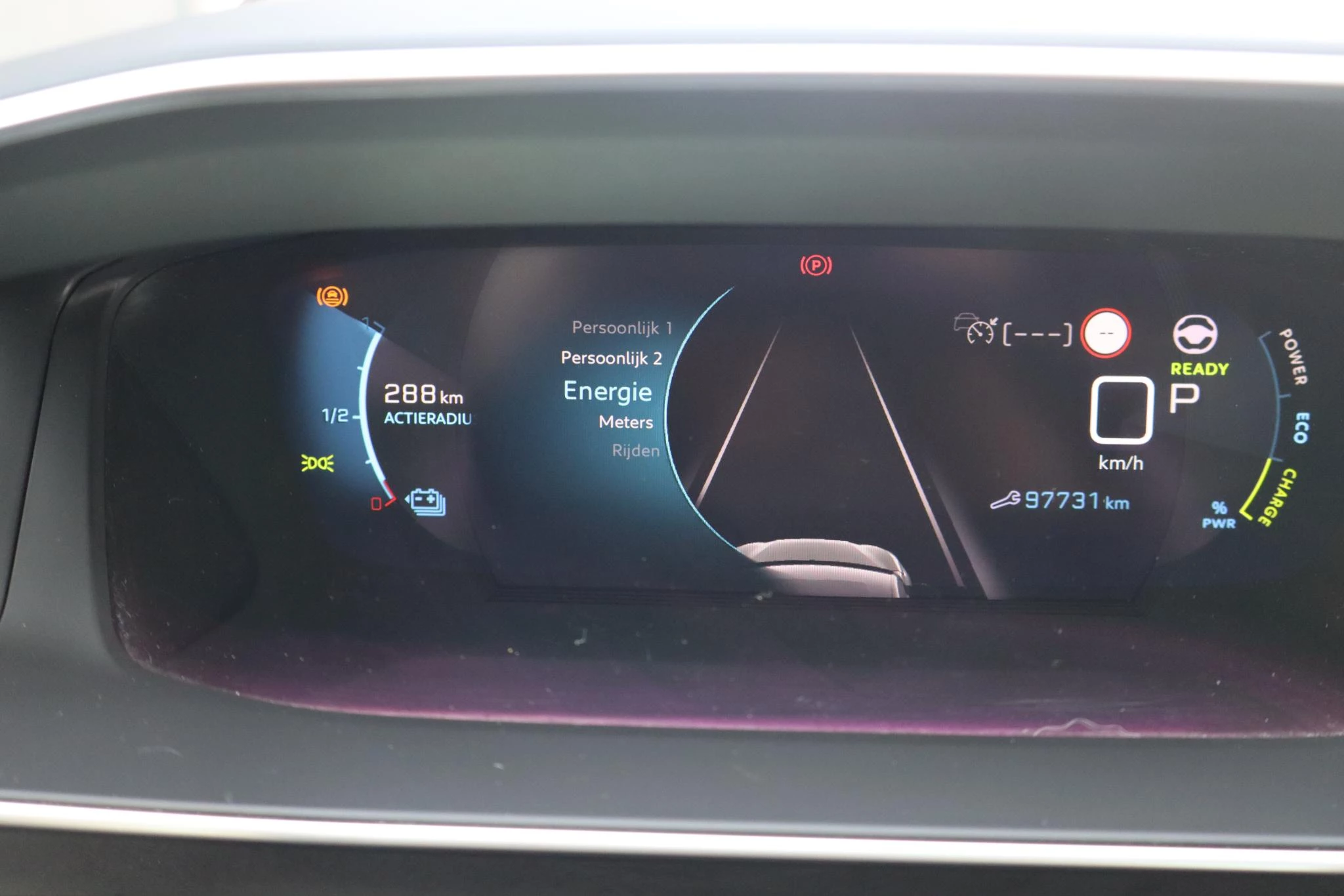 Hoofdafbeelding Peugeot e-208