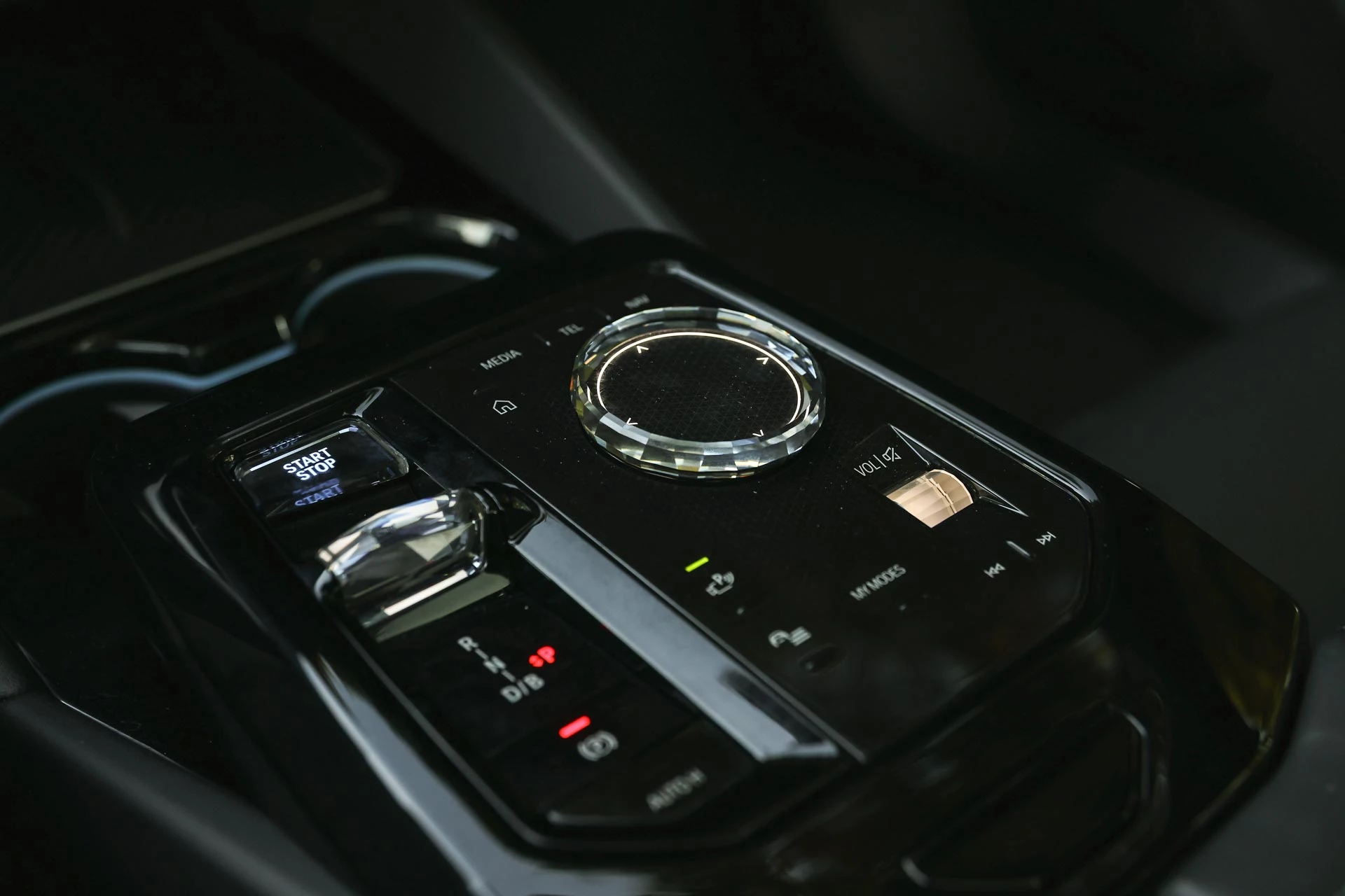 Hoofdafbeelding BMW i5