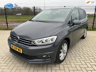 Hoofdafbeelding Volkswagen Touran Volkswagen Touran 1.5 TSI Highline | 7 pers. | Stoelverw. | ACC | Camera | PDC | Carplay