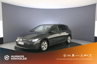 Hoofdafbeelding Volkswagen Golf Volkswagen Golf Life 1.5 eTSI 130pk DSG Automaat Adaptive cruise control, Achteruitrijcamera, LED koplampen, DAB, Radio, Stuurwiel verwarmd, Airco, App connect, Parkeersensoren, Stoelverwarming