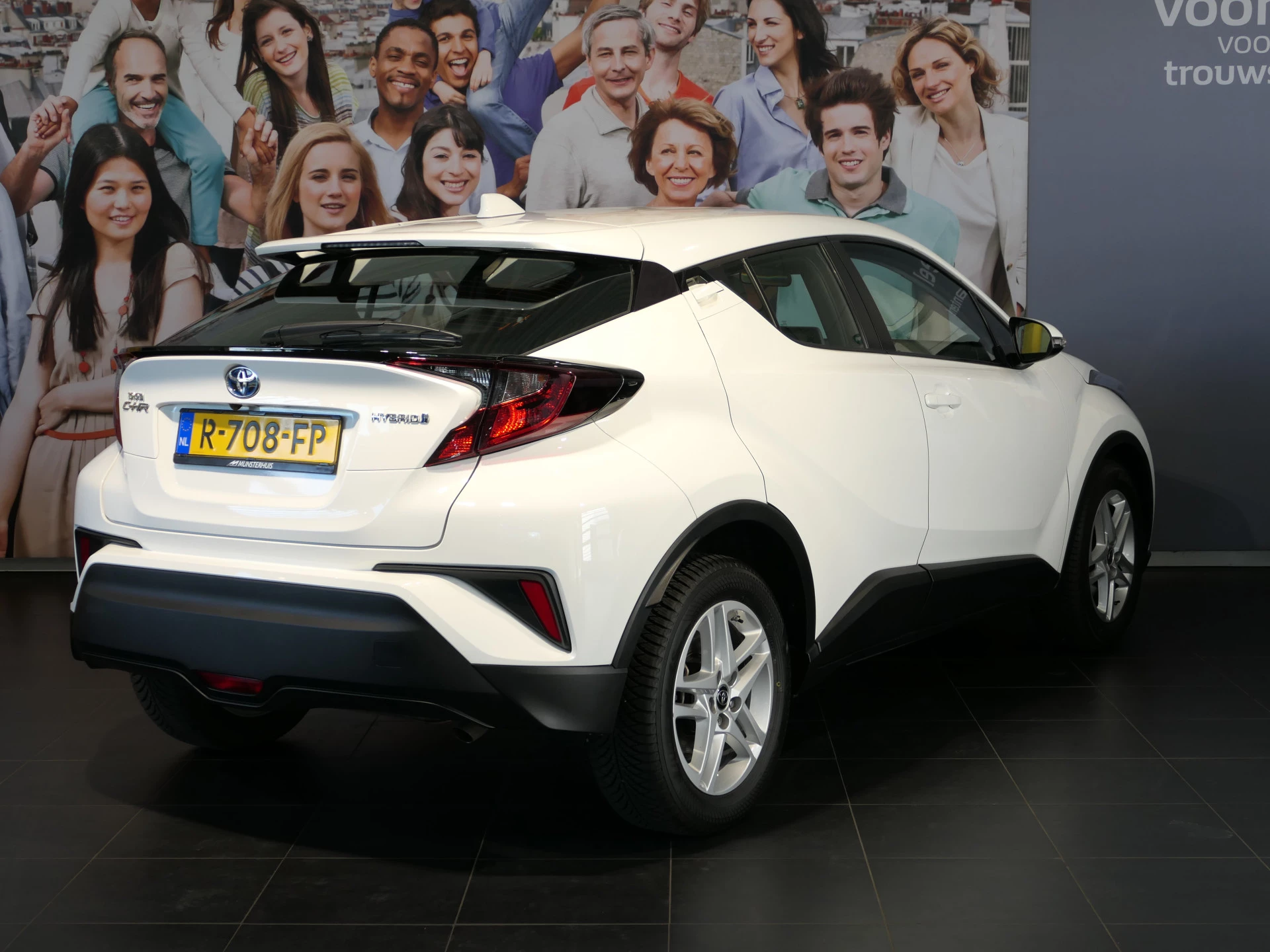 Hoofdafbeelding Toyota C-HR