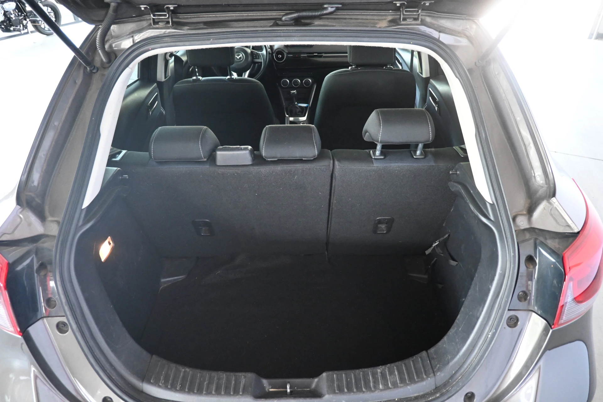 Hoofdafbeelding Mazda 2