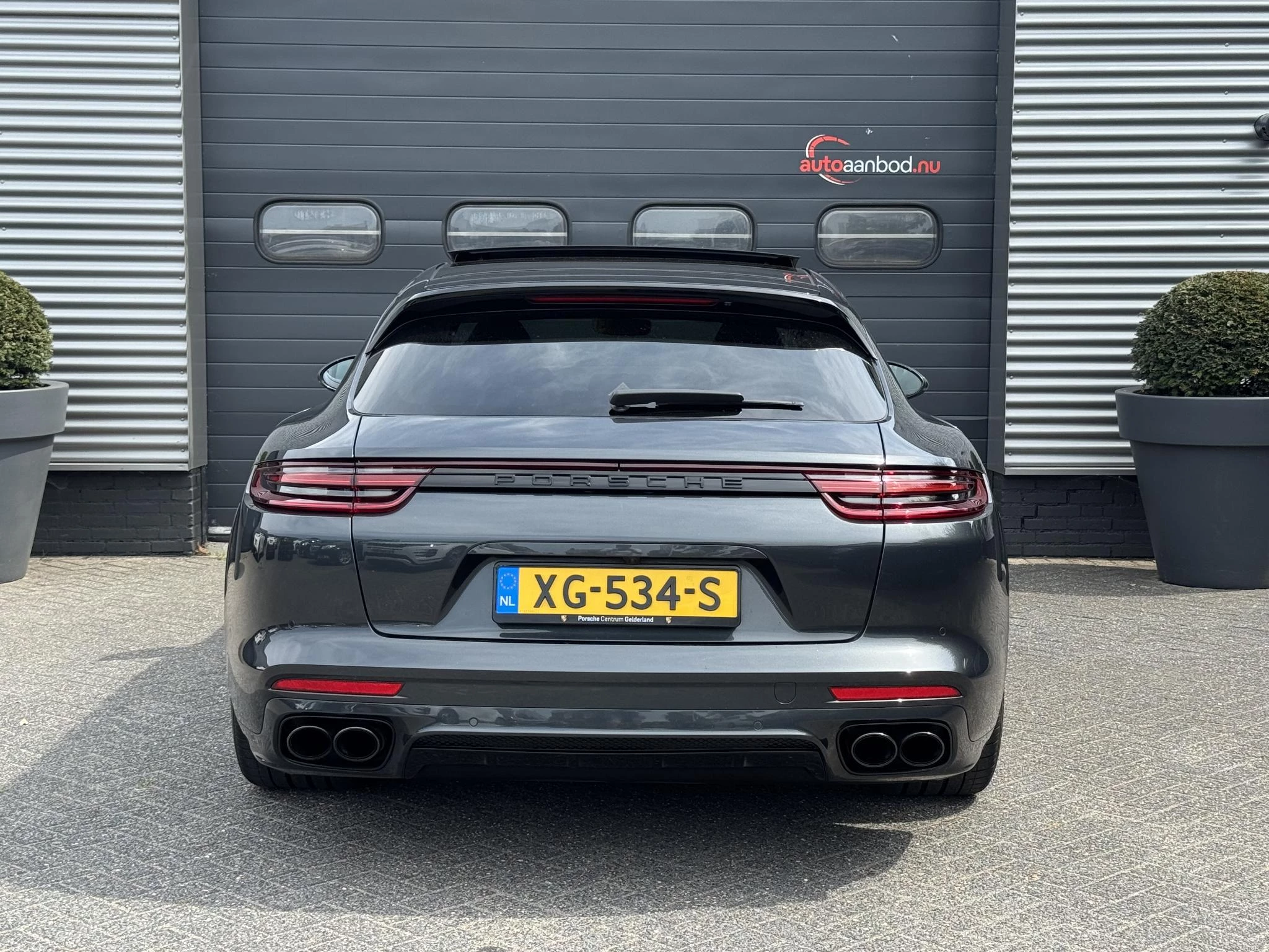 Hoofdafbeelding Porsche Panamera