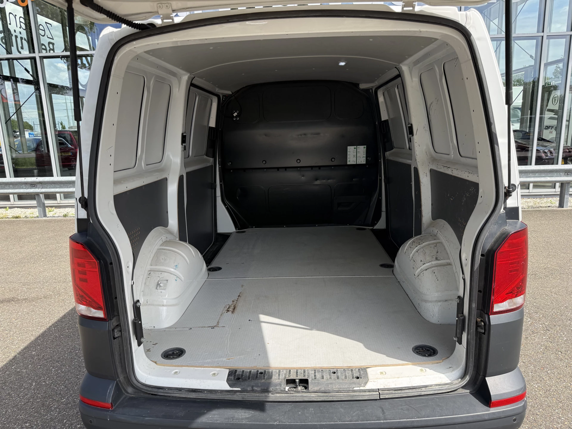 Hoofdafbeelding Volkswagen Transporter