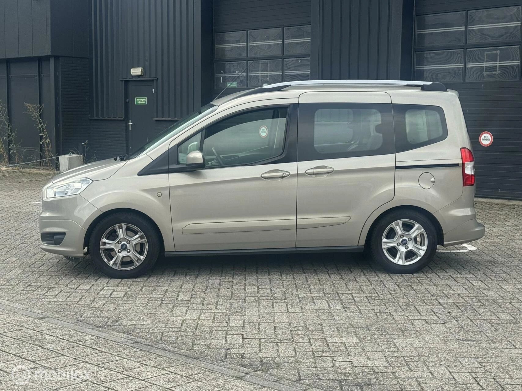 Hoofdafbeelding Ford Tourneo Courier