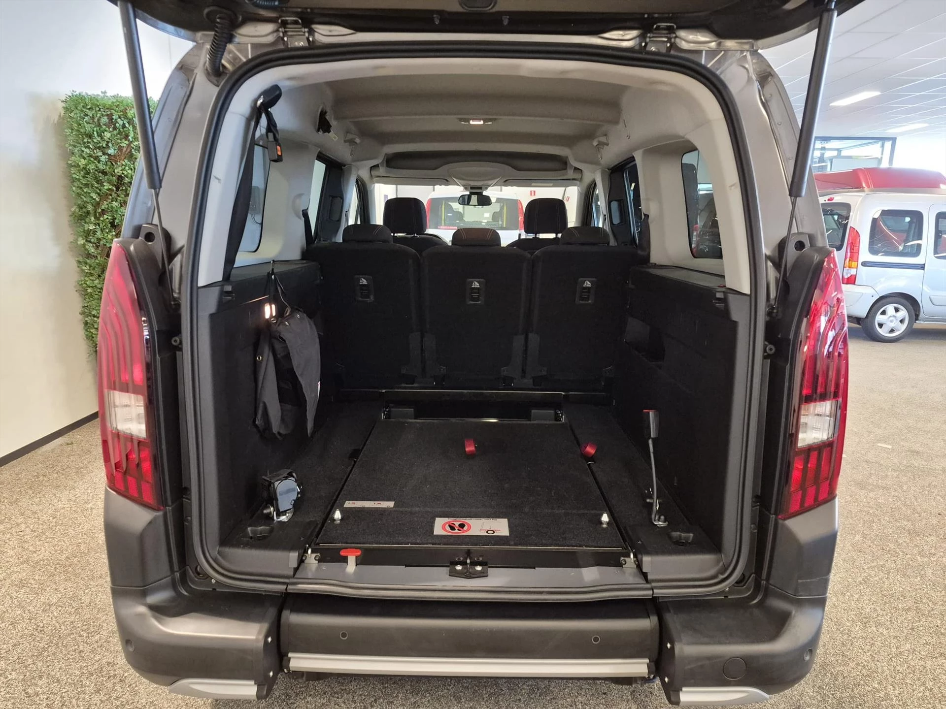 Hoofdafbeelding Peugeot Rifter