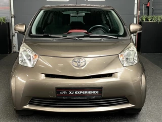 Hoofdafbeelding Toyota iQ Toyota IQ 1.0 VVTi Comfort AUTOMAAT AIRCO ECC LMV 70 PK