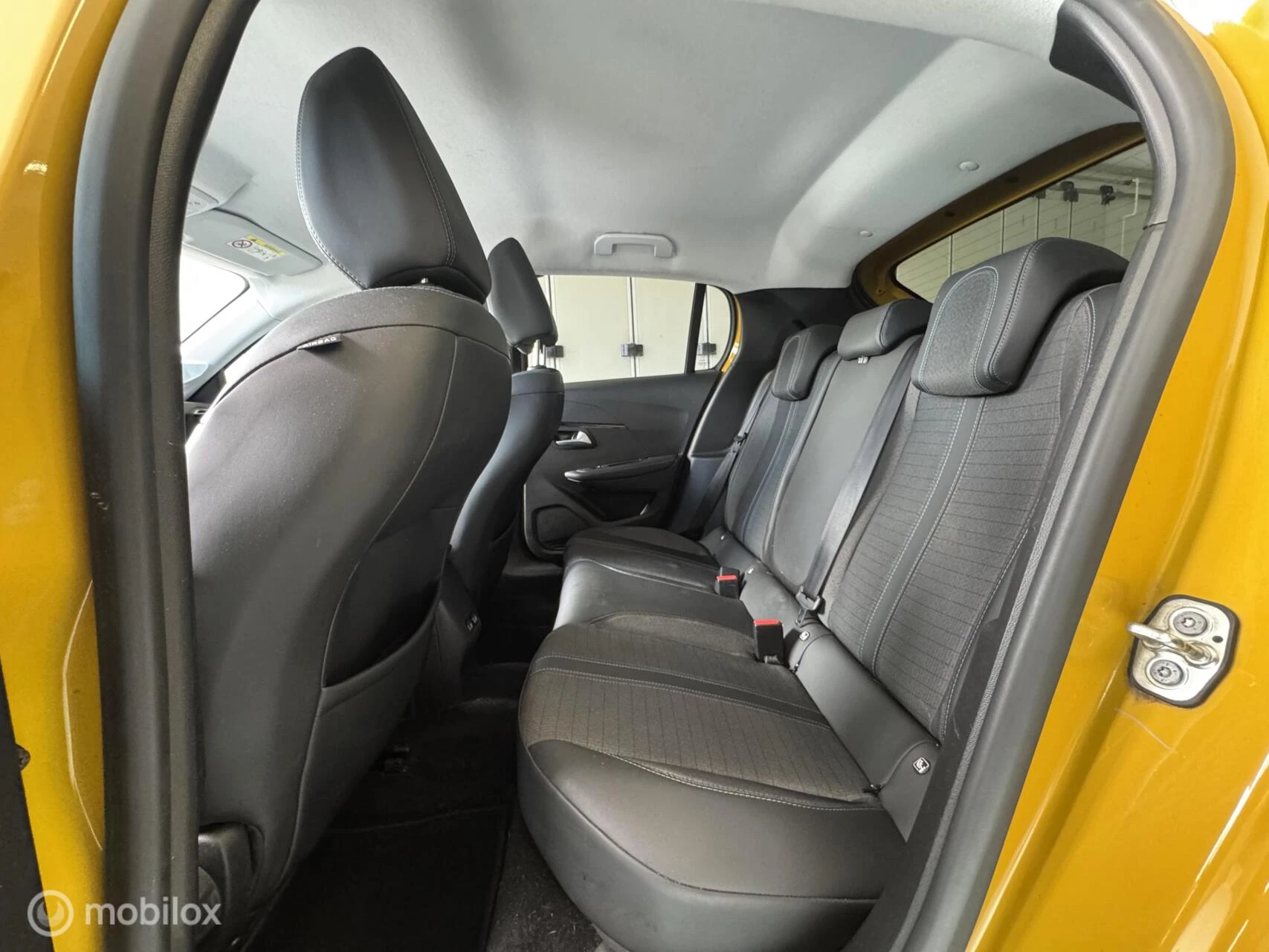 Hoofdafbeelding Peugeot e-208