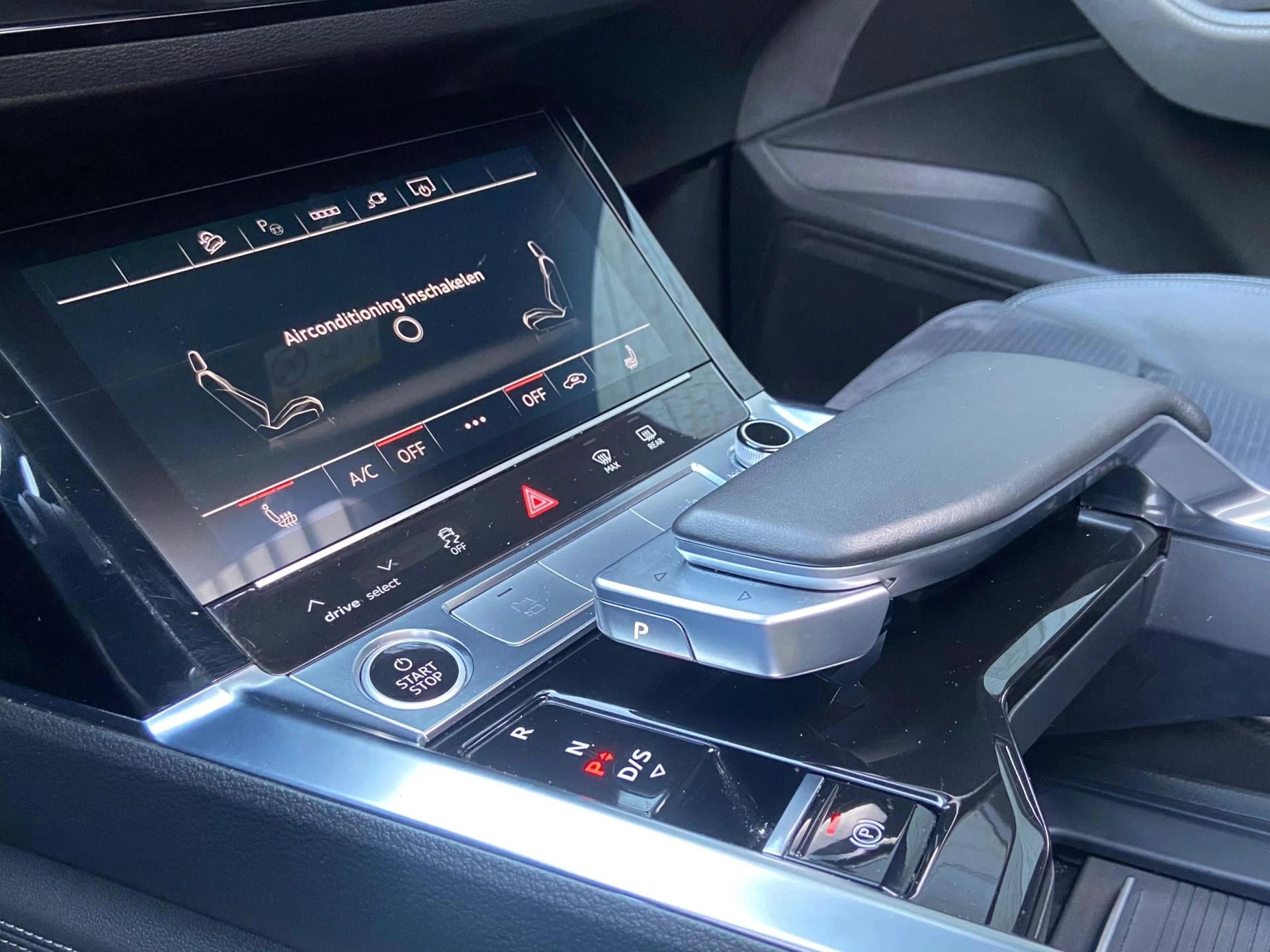 Hoofdafbeelding Audi e-tron
