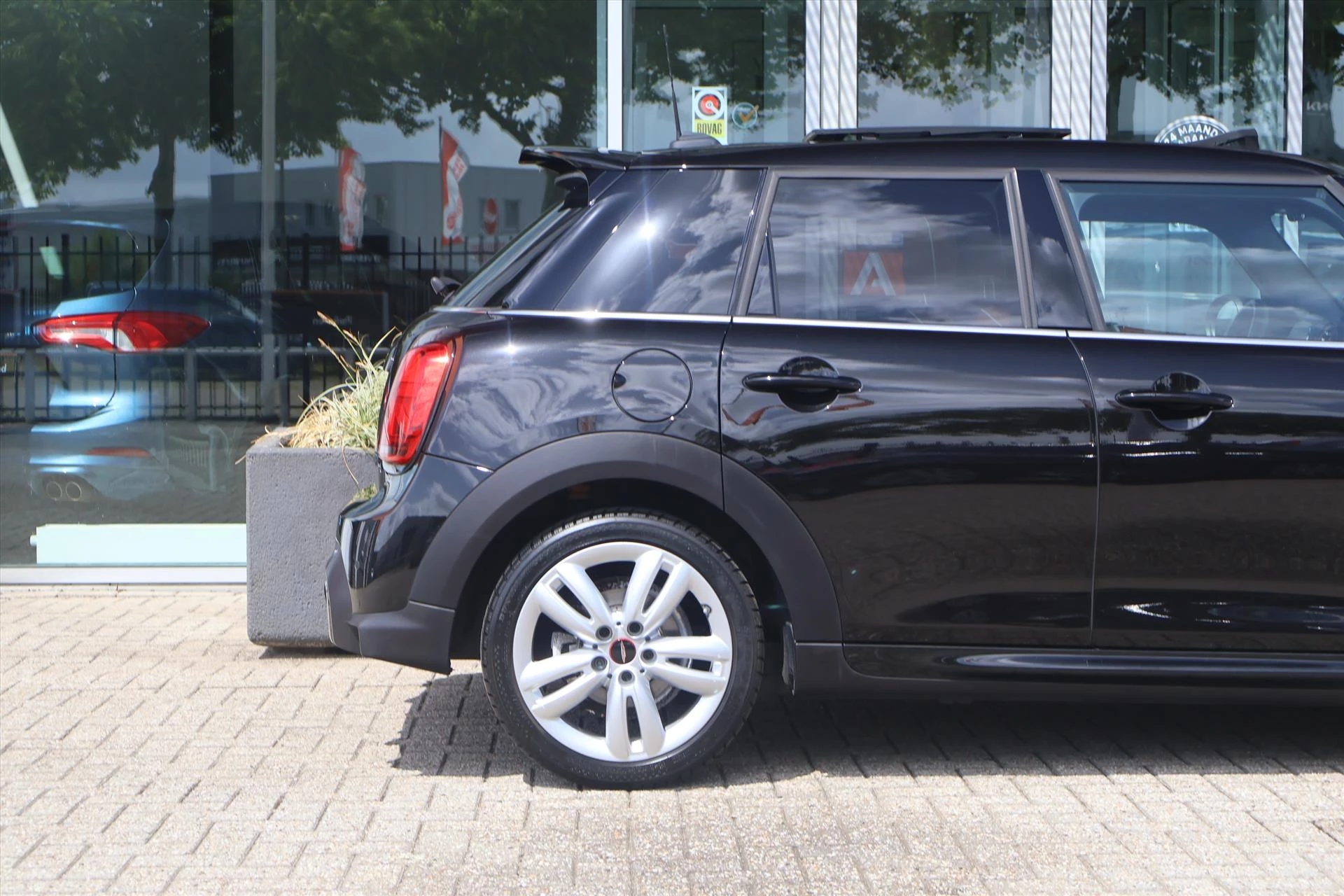 Hoofdafbeelding MINI 5-deurs