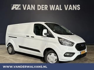 Hoofdafbeelding Ford Transit Custom Ford Transit Custom 2.0 TDCI L2H1 Euro6 Airco | Camera | Apple Carplay | LED | Cruisecontrol Android Auto, 2800kg trekvermogen, Parkeersensoren, Verwarmde voorruit, Bijrijdersbank