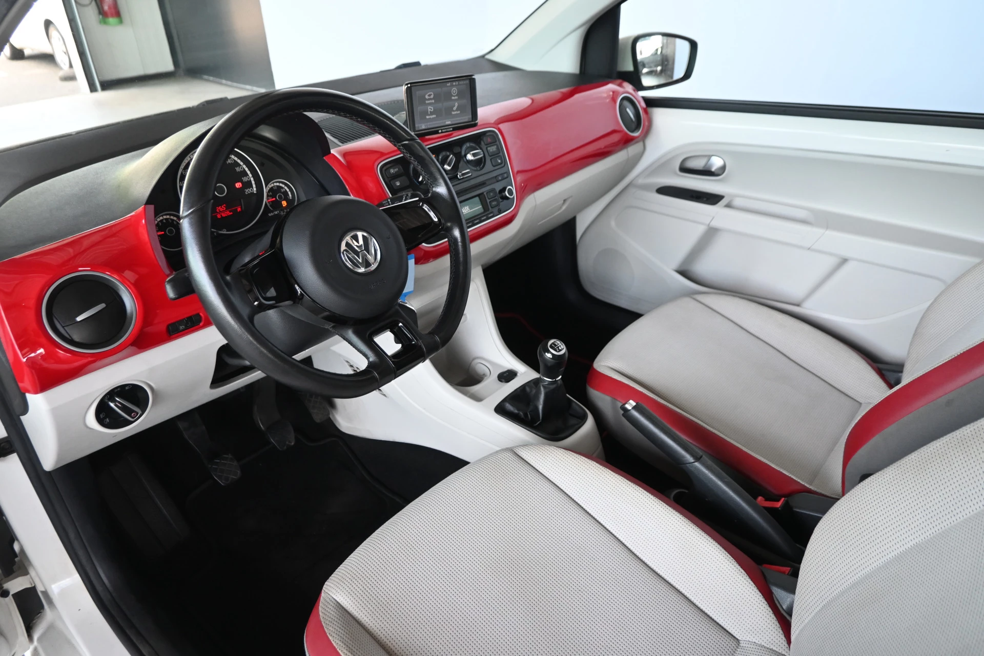 Hoofdafbeelding Volkswagen up!