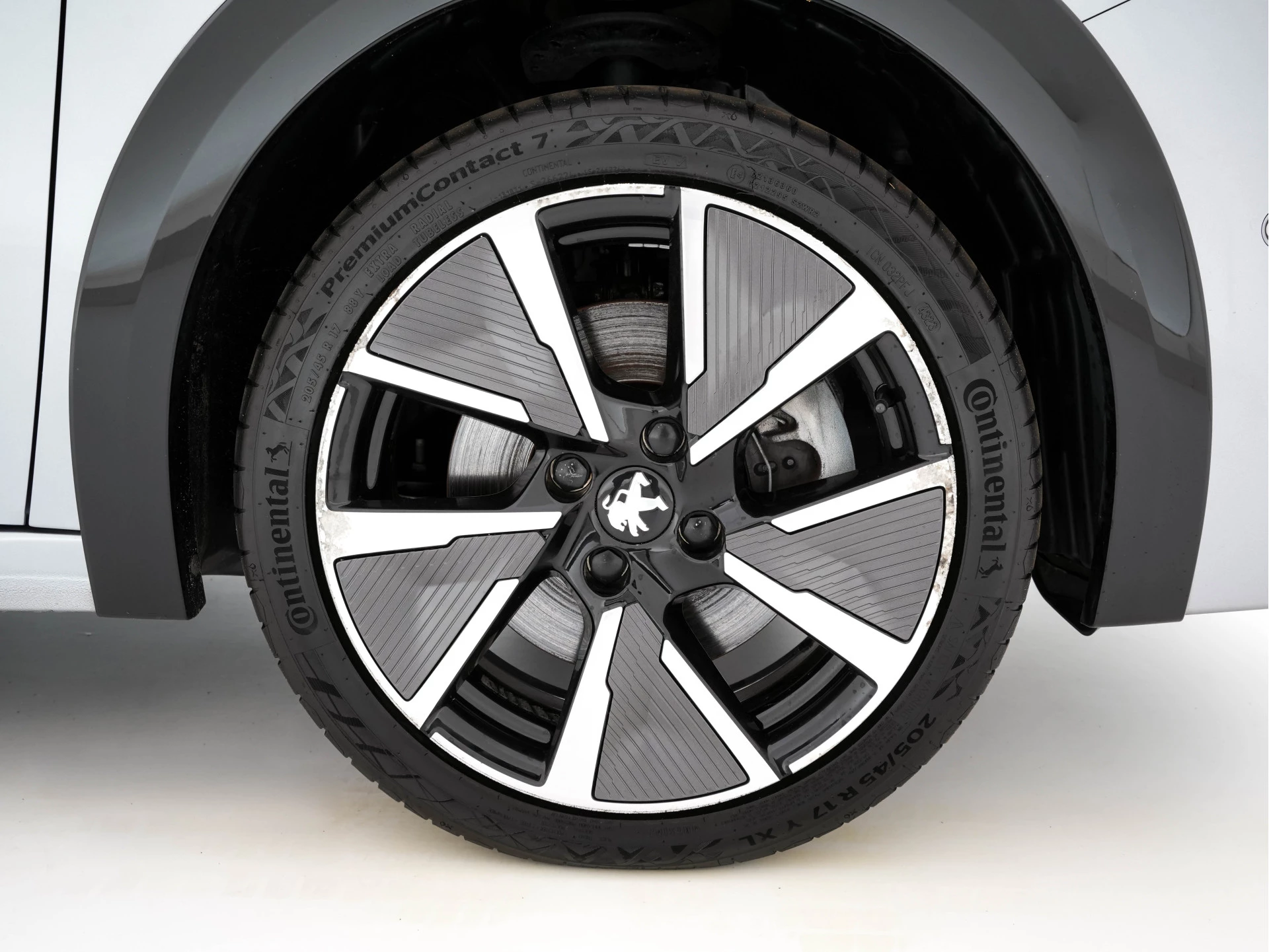 Hoofdafbeelding Peugeot e-208