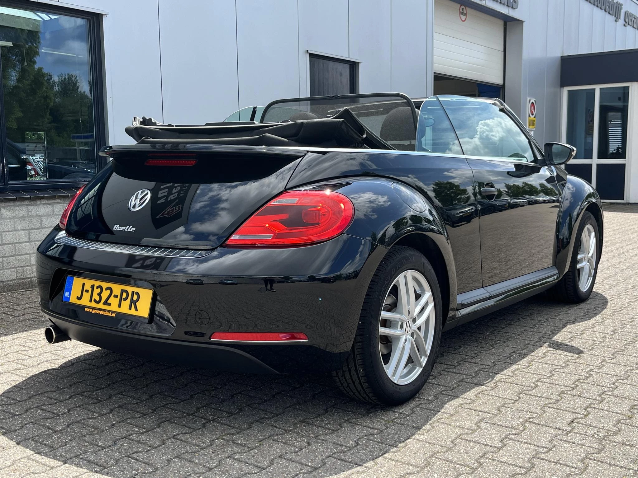 Hoofdafbeelding Volkswagen Beetle