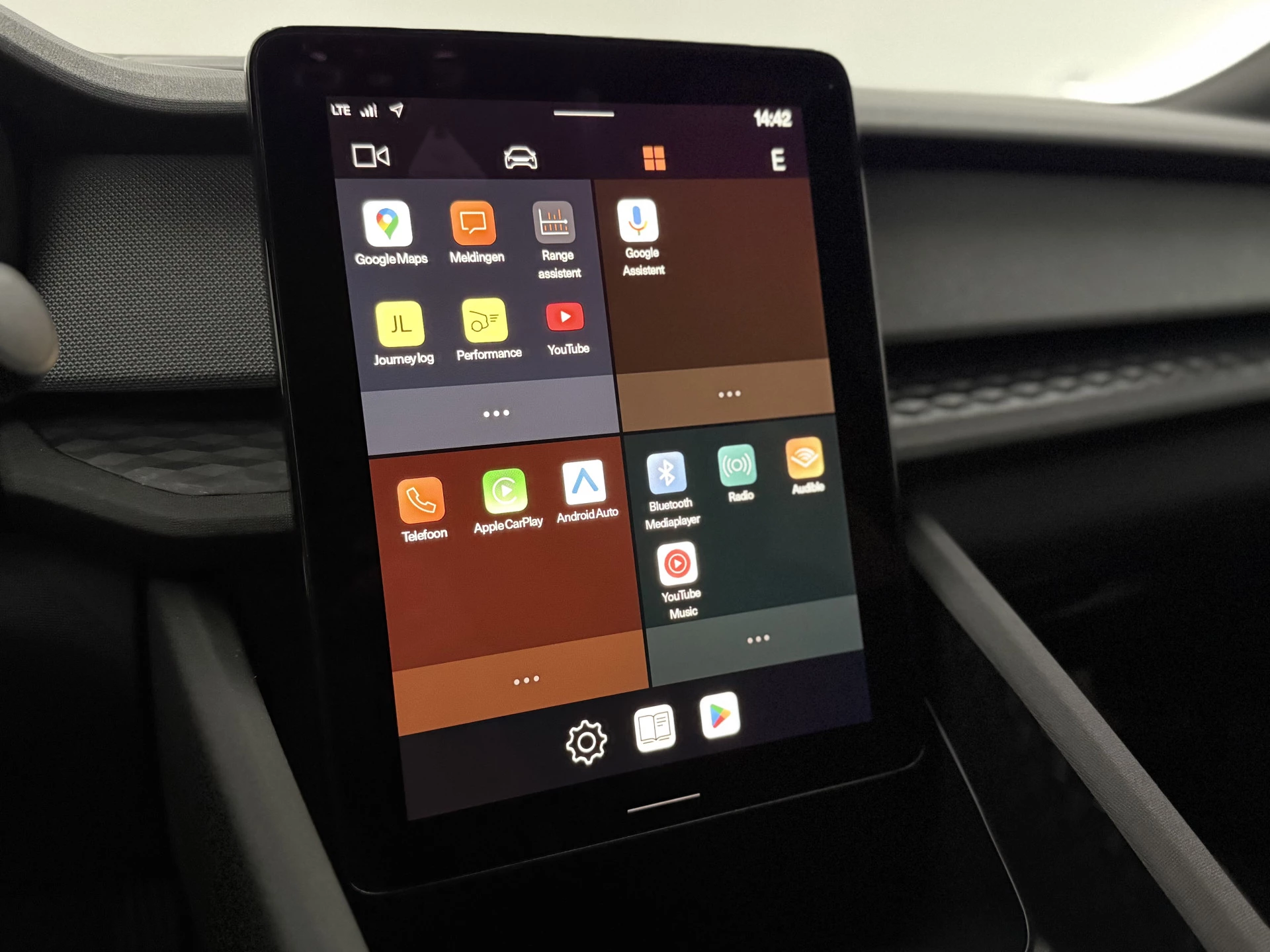 Hoofdafbeelding Polestar 2