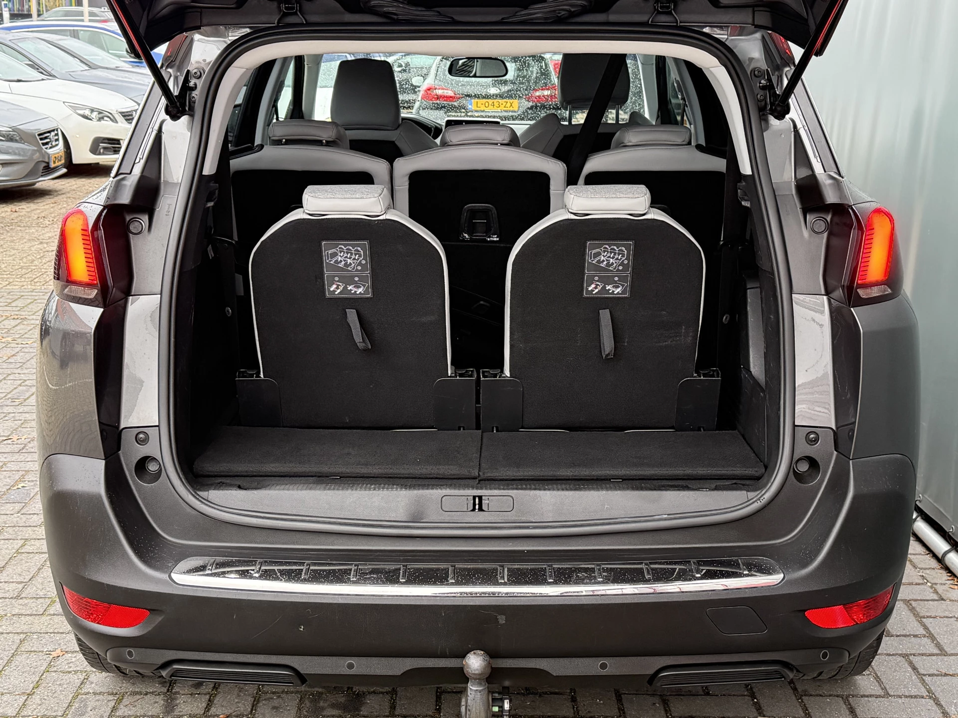 Hoofdafbeelding Peugeot 5008