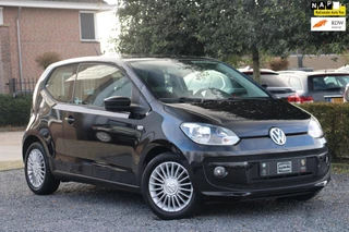 Volkswagen Up! 1.0 High up! BlueMotion NL Auto 1e Eig Airco Bluetooth Navi 15''