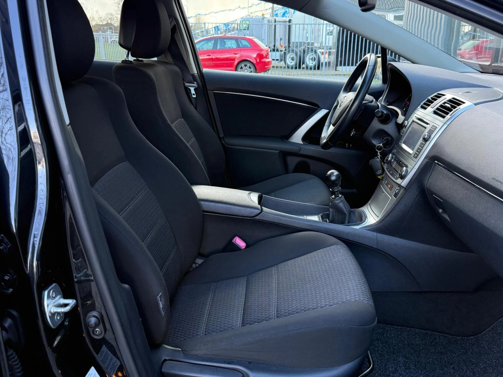 Hoofdafbeelding Toyota Avensis