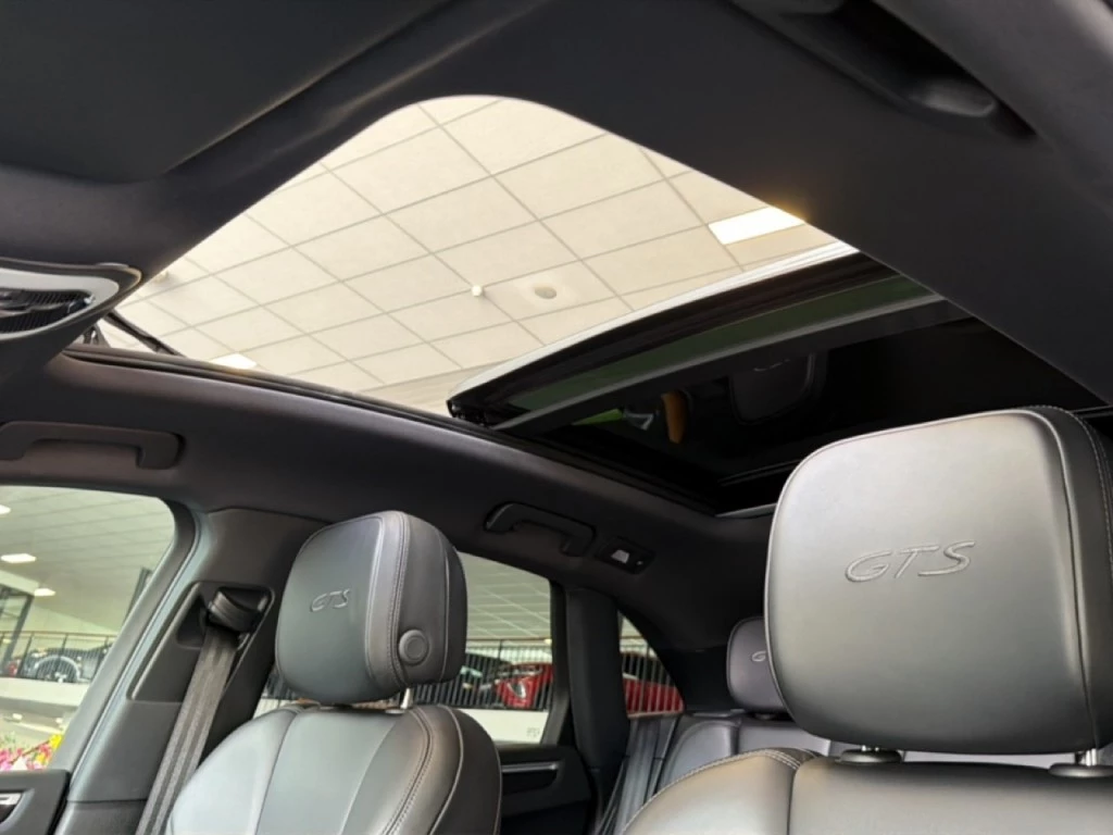 Hoofdafbeelding Porsche Macan