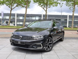 Volkswagen Passat GTE Panodak | Keyless | Camera | Elektrische kofferklep | Trekhaak | Stoel&Stuurverwarming |