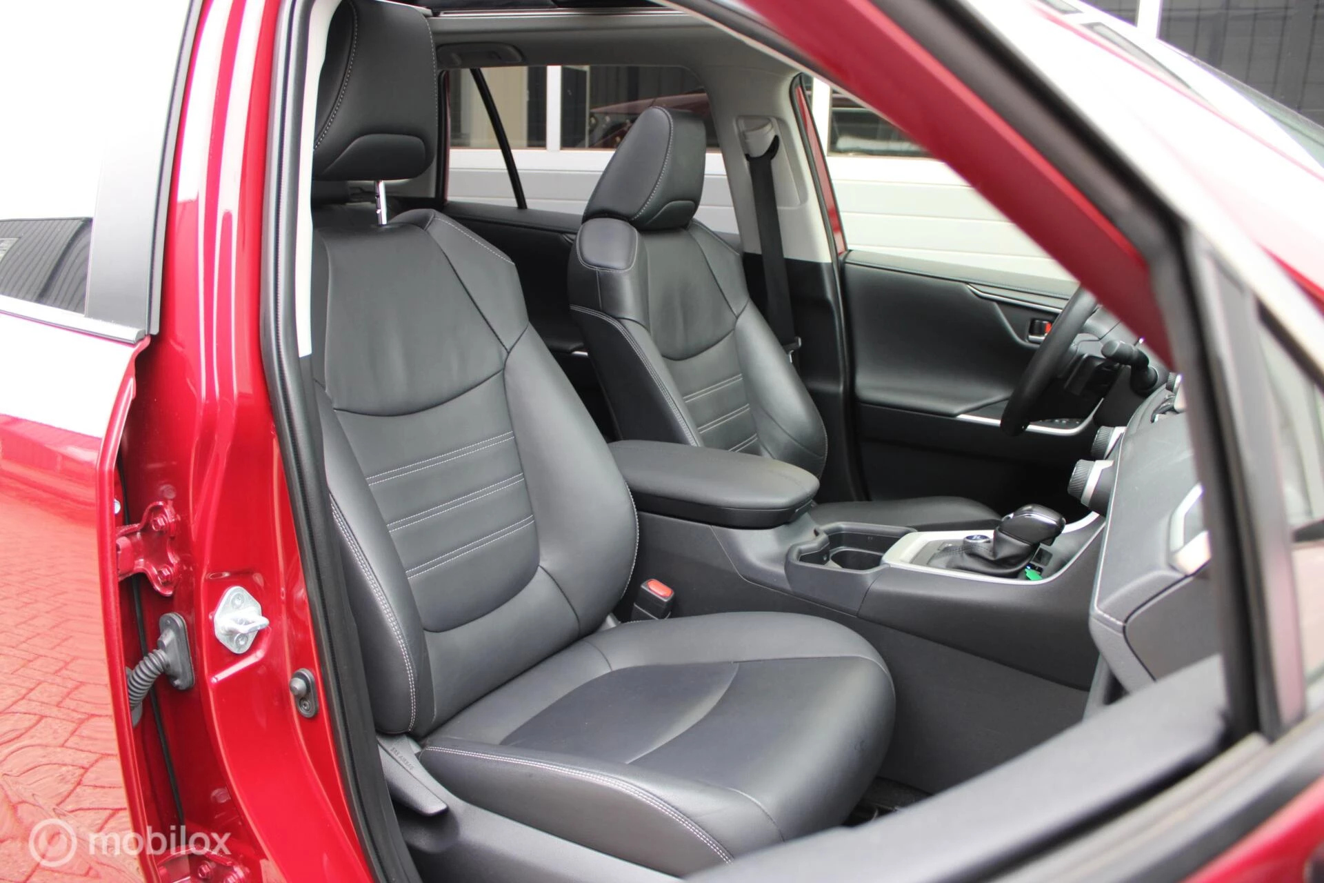 Hoofdafbeelding Toyota RAV4