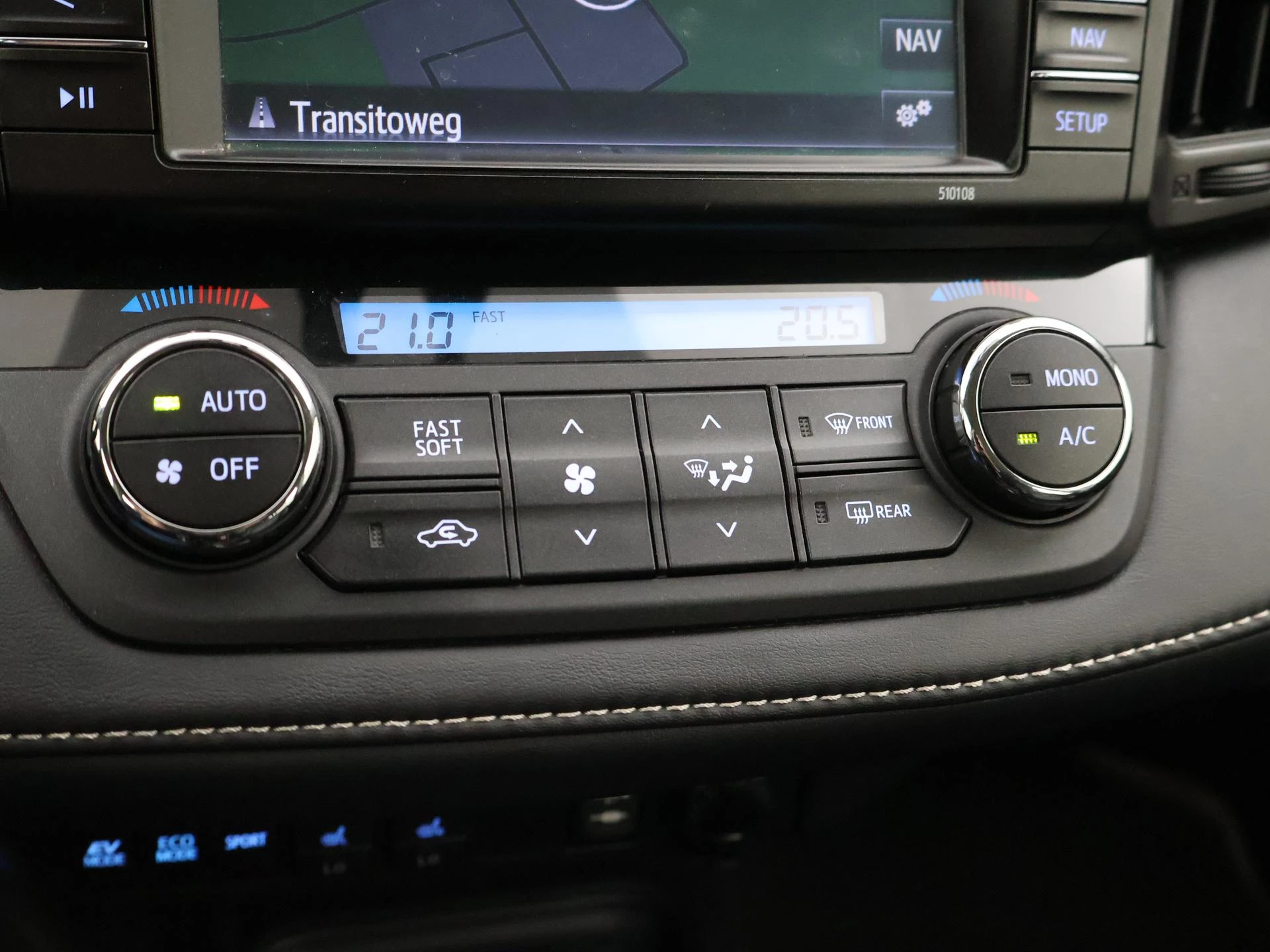 Hoofdafbeelding Toyota RAV4