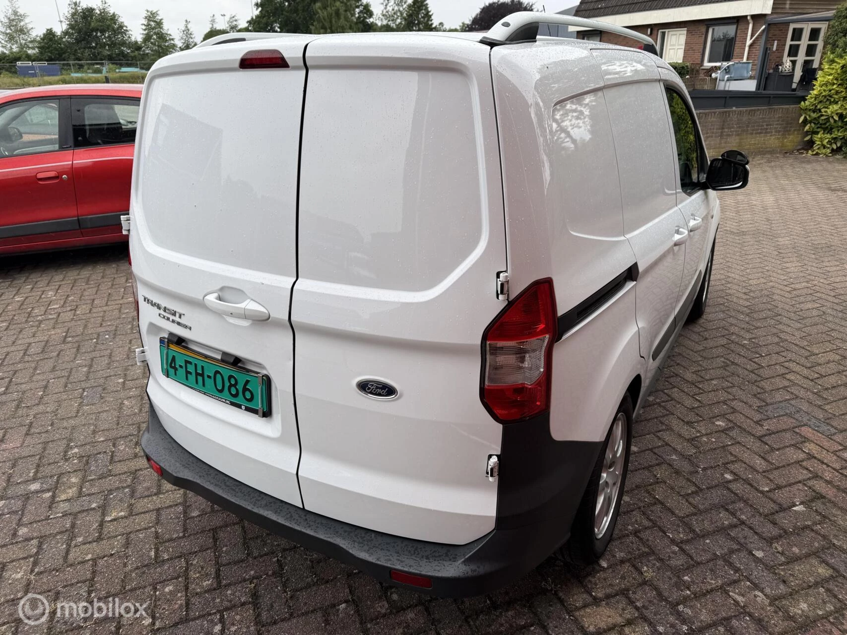 Hoofdafbeelding Ford Transit Courier