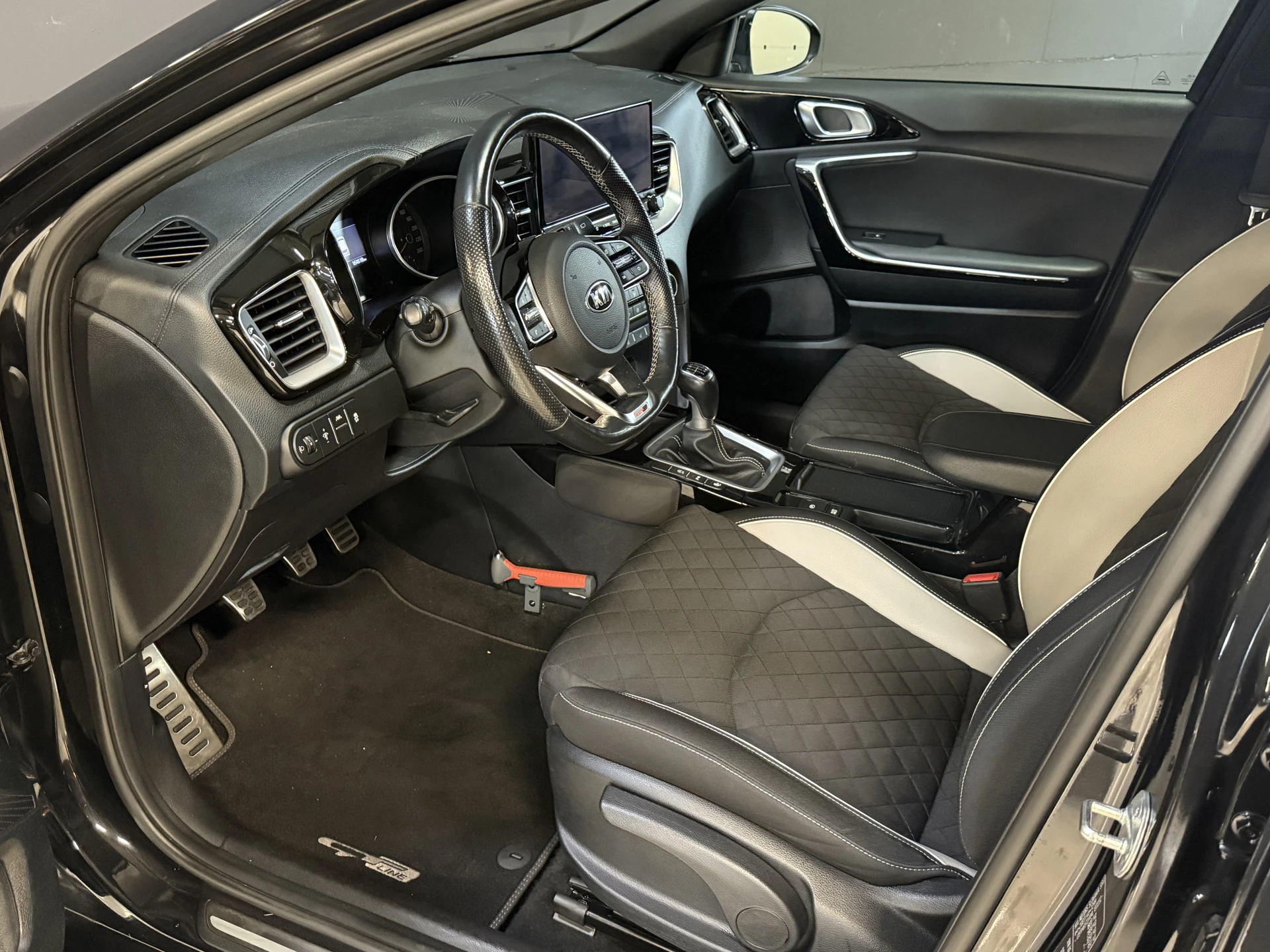 Hoofdafbeelding Kia Ceed