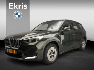 BMW iX1 xDrive30 | LED | HUD | Schuifdak | Stoelverwarming | Keyless go | Sportstoelen | DAB | Alu 17 inch