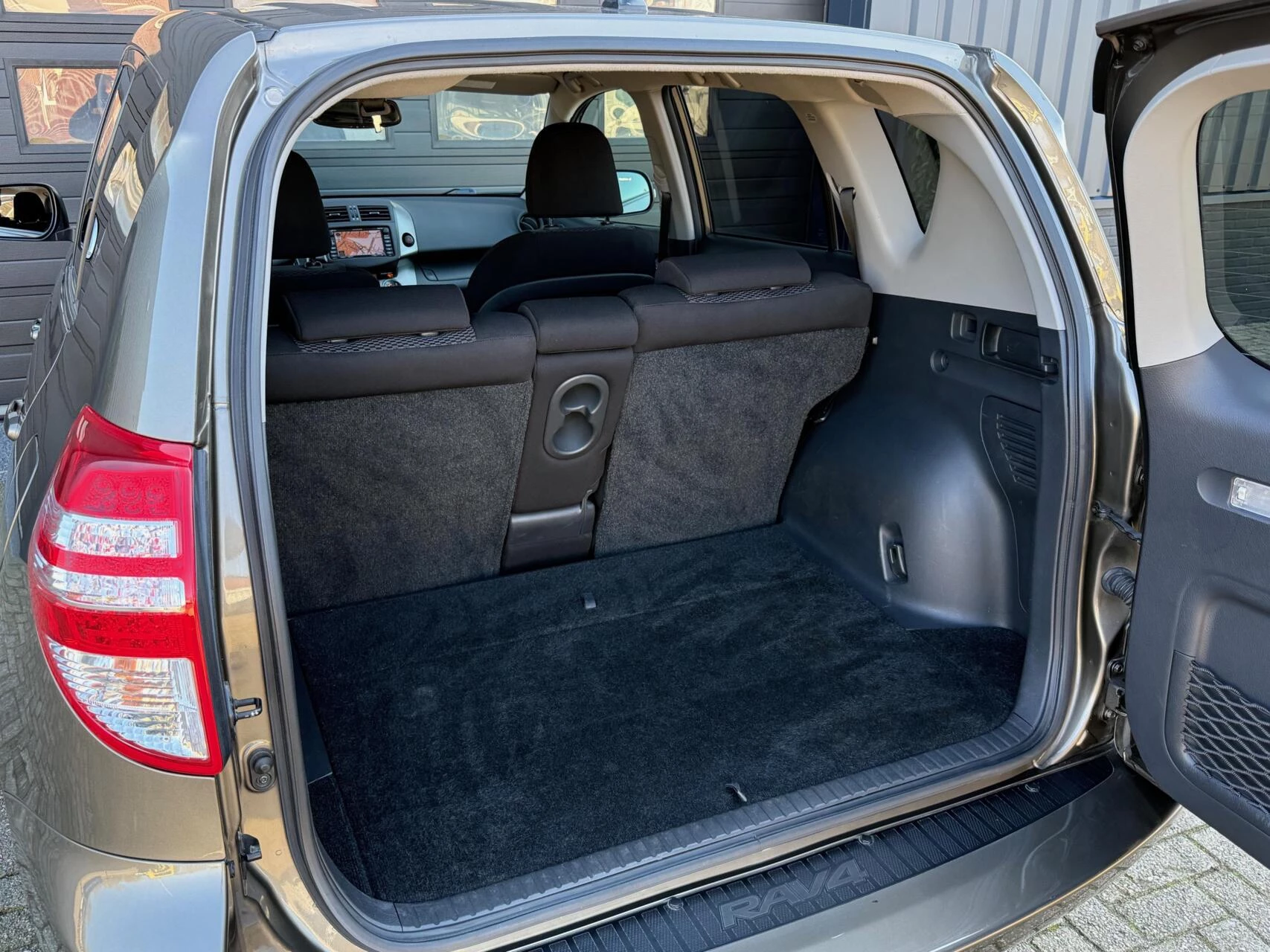 Hoofdafbeelding Toyota RAV4