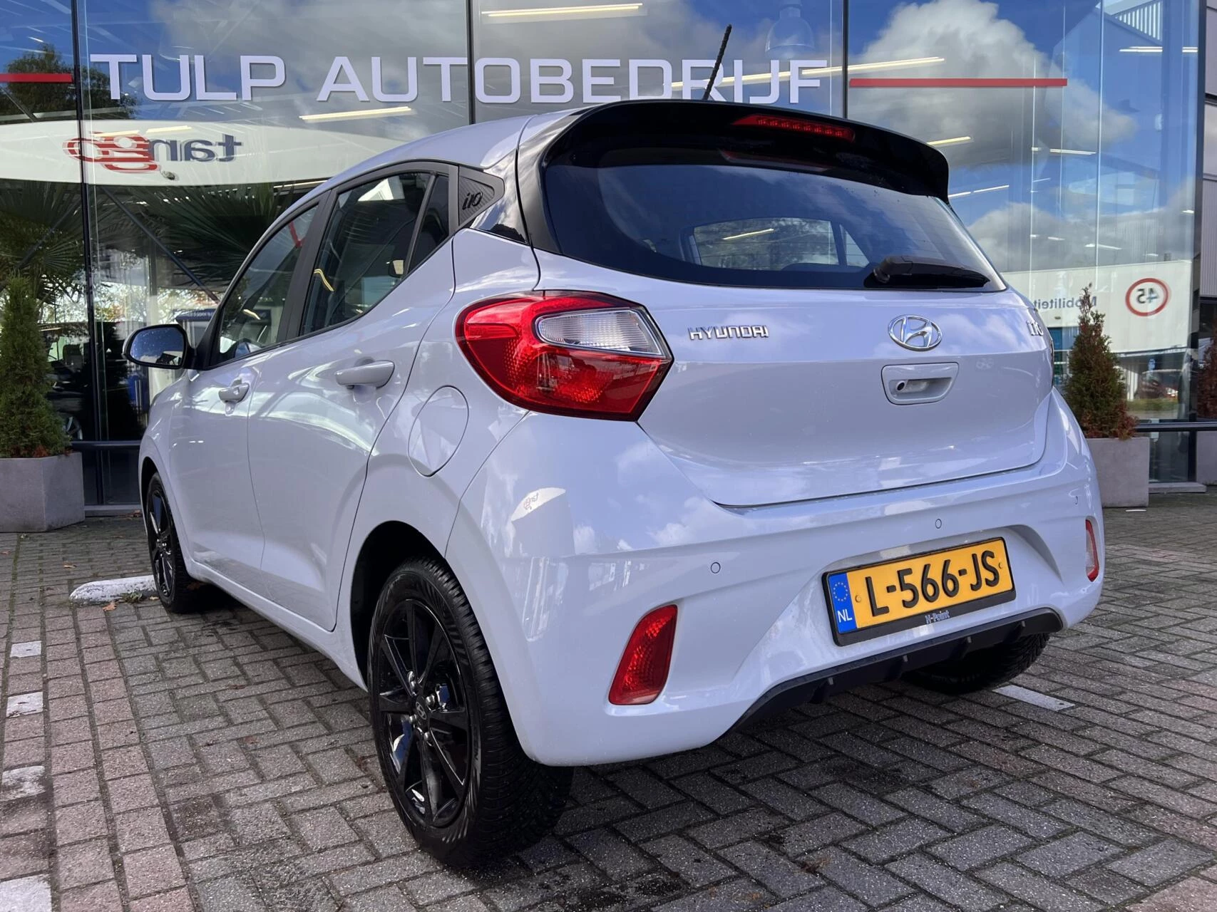 Hoofdafbeelding Hyundai i10