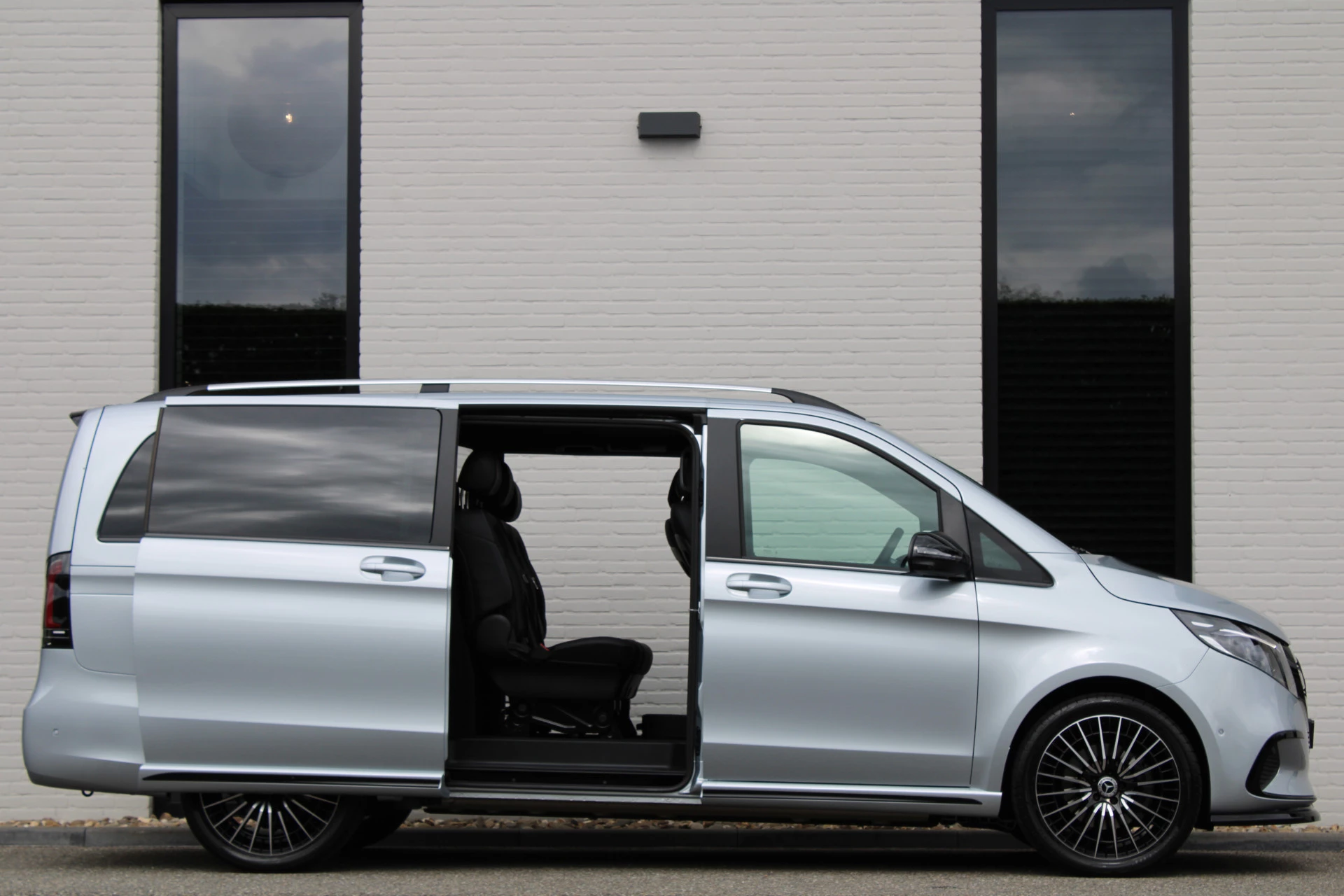 Hoofdafbeelding Mercedes-Benz EQV