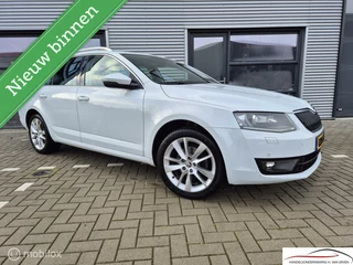 Skoda Octavia Combi 1.0 TSI SCHUIFKANTELDAK XENON 17" NAP