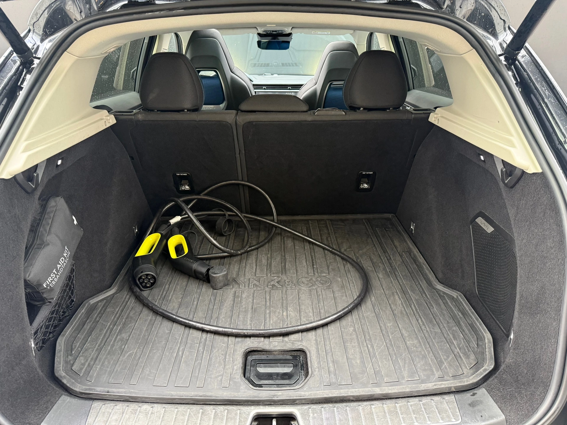 Hoofdafbeelding Lynk & Co 01