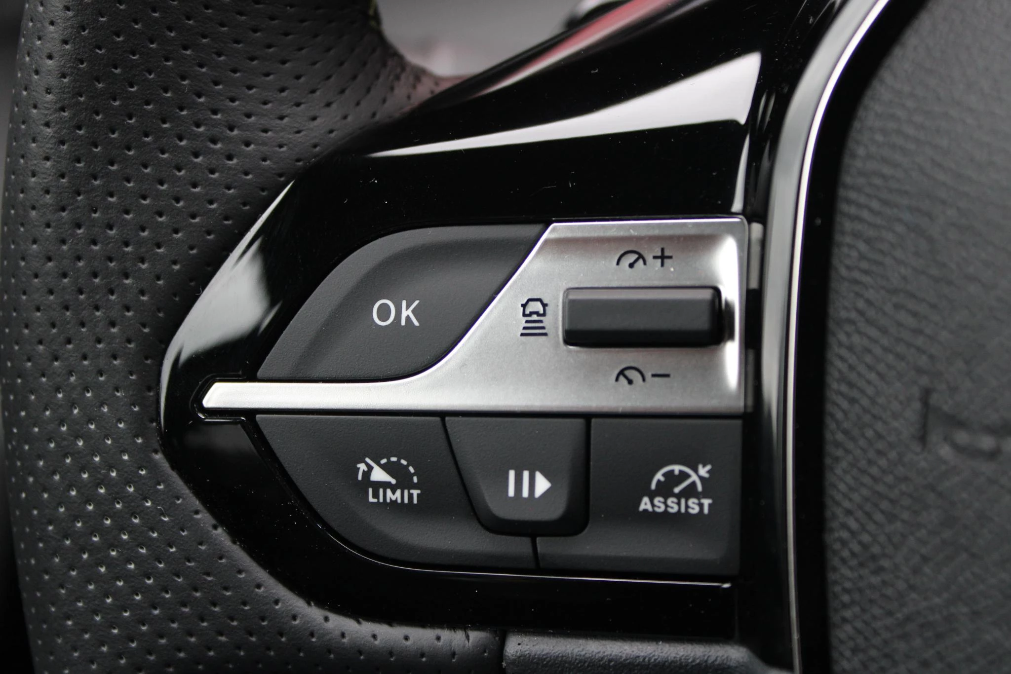 Hoofdafbeelding Peugeot 408